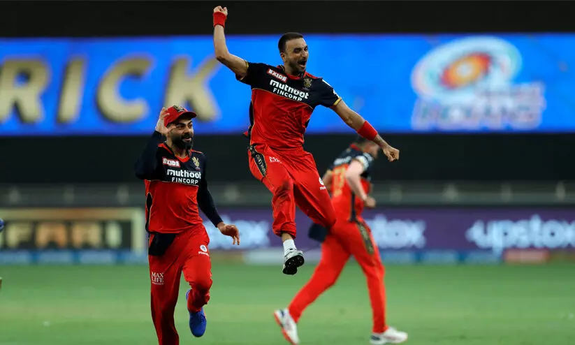 ഹാട്രിക്കുമായി റെക്കോഡ്​ ബുക്കിൽ ഇടംപിടിച്ച്​ ഹർഷൽ പ​േട്ടൽ