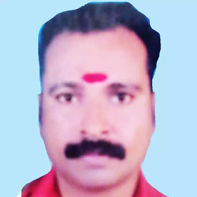 ഗൃ​ഹ​നാ​ഥ​ൻ വീ​ട്ടി​നു​ള്ളി​ൽ മ​രി​ച്ച​നി​ല​യി​ൽ