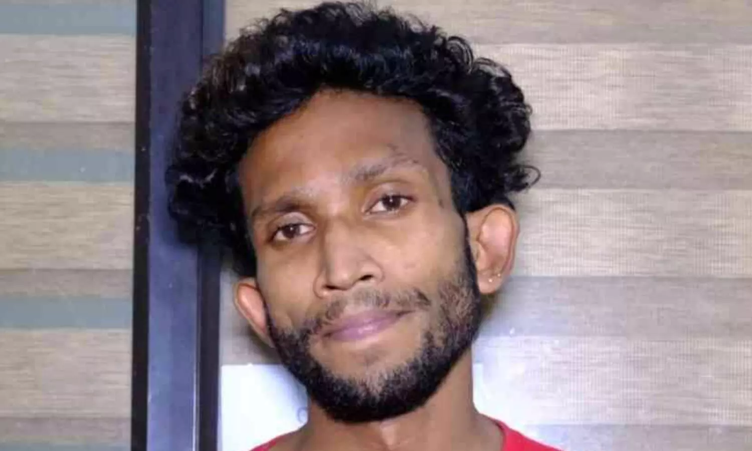 പൊലീസുദ്യോഗസ്ഥന്‍റെ വീട്ടിൽ കയറി ബൈക്കുകൾ​ കത്തിച്ചു; ഒരാൾ അറസ്റ്റിൽ