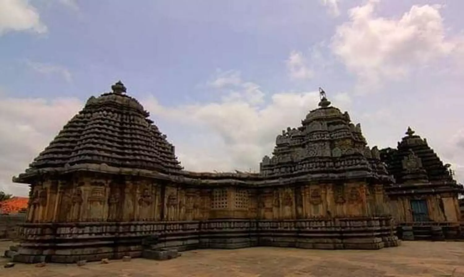 Lakshmi Devi Temple at Karatagi