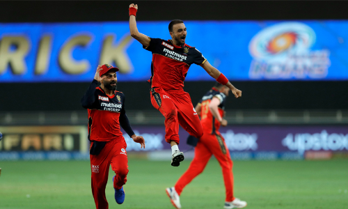 ഹാട്രിക്കുമായി റെക്കോഡ്​ ബുക്കിൽ ഇടംപിടിച്ച്​ ഹർഷൽ പ​േട്ടൽ