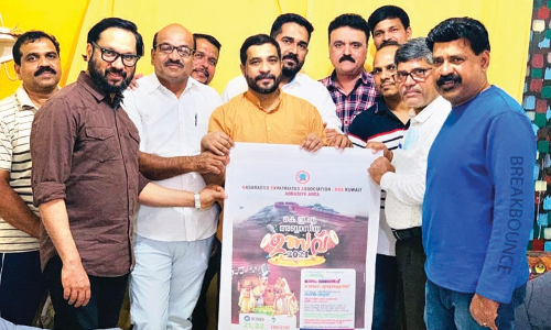 കെ.​ഇ.​എ അ​ബ്ബാ​സി​യ ഉ​ത്സ​വ് പോ​സ്​​റ്റ​ർ പ്ര​കാ​ശ​നം ചെ​യ്തു