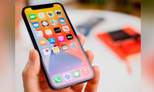 ഐഫോൺ 13 വാങ്ങാൻ ഒരു ശരാശരി ഇന്ത്യക്കാരൻ എത്ര മണിക്കൂർ ജോലി ചെയ്യണം..? ഗവേഷകർ കണ്ടെത്തിയത്​ ഇതാണ്​...!