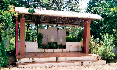 Koottanad bus waiting shelter