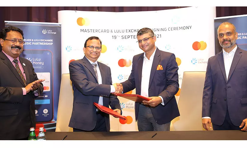 മാസ്റ്റർ കാർഡുള്ളവർക്ക് ഇനി ലുലു മണി ആപ് വഴി പണം അയക്കാം മാസ്റ്റർ കാർഡുള്ളവർക്ക് ഇനി ലുലു മണി ആപ് വഴി പണം അയക്കാം