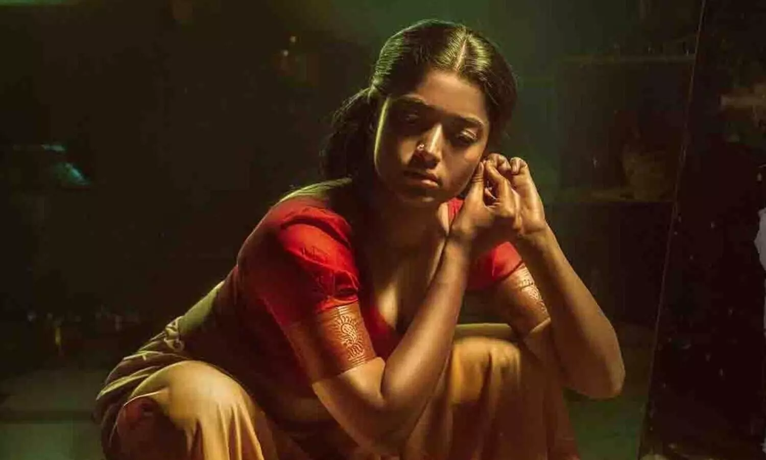 First Look: Presenting Rashmika Mandanna As Srivalli In Allu Arjuns Pushpa