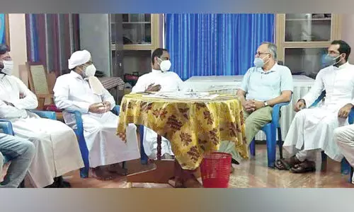 Juma Masjid representatives with a friendly message Perimpatari Forona Churchill