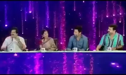 monson mavunkal fake antique scam case viral video of mg sreekumar from music reality show