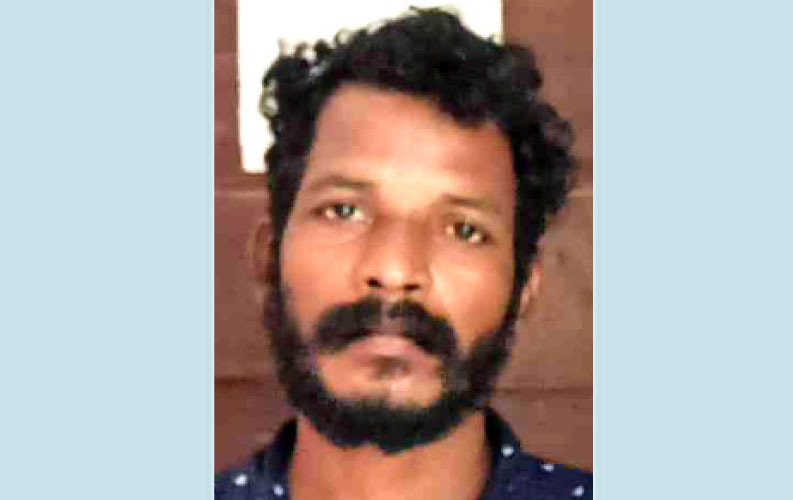 ബലാത്സംഗക്കേസിൽ ഒളിവിലായിരുന്ന പ്രതി 12 വര്ഷത്തിനുശേഷം പിടിയിൽ ബലാത്സംഗക്കേസിൽ ഒളിവിലായിരുന്ന പ്രതി 12 വര്ഷത്തിനുശേഷം പിടിയിൽ