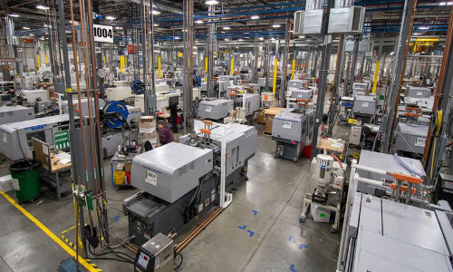 ഫാക്ടറികളുടെ നിയമപദവി; സമയപരിധി ഉടൻ അവസാനിക്കും ഫാക്ടറികളുടെ നിയമപദവി; സമയപരിധി ഉടൻ അവസാനിക്കും