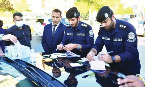 സാ​േ​ങ്ക​തി​ക പ​രി​ശോ​ധ​ന ജ​ലീ​ബി​ൽ 1469 വാ​ഹ​ന​ങ്ങ​ൾ പി​ടി​കൂ​ടി