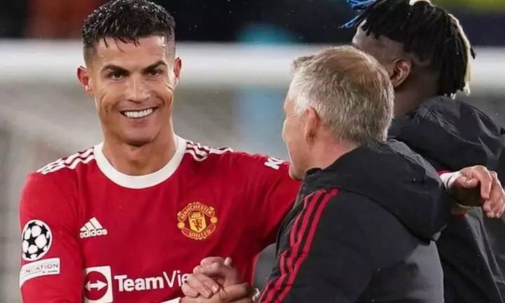 ക്രിസ്റ്റ്യാനോ പടക്കോപ്പ് ഏറ്റില്ല ! ഒാൾഡ് ട്രോഫോഡിൽ മാഞ്ചസ്റ്റർ യുനൈറ്റഡിനെ തളച്ച് എവർട്ടൻ ക്രിസ്റ്റ്യാനോ പടക്കോപ്പ് ഏറ്റില്ല ! ഒാൾഡ് ട്രോഫോഡിൽ മാഞ്ചസ്റ്റർ യുനൈറ്റഡിനെ തളച്ച് എവർട്ടൻ