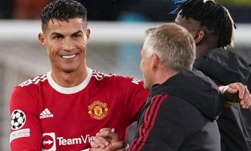 ക്രിസ്റ്റ്യാനോ പടക്കോപ്പ്​ ഏറ്റില്ല ! ഒാൾഡ്​ ട്രോഫോഡിൽ മാഞ്ചസ്റ്റർ യുനൈറ്റഡിനെ തളച്ച്​ എവർട്ടൻ