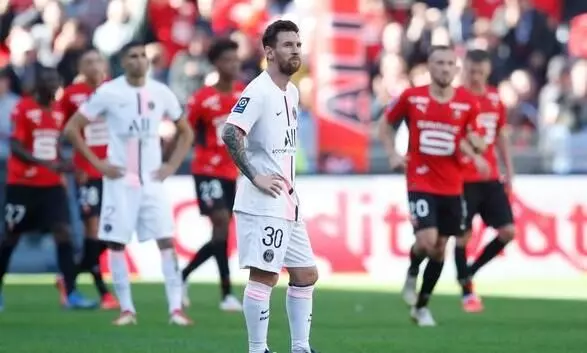 പി.എസ്.ജിയെ അട്ടിമറിച്ച് റെന്നസ്; ഗോളിനായുള്ള മെസ്സിയുടെ കാത്തിരിപ്പ് തുടരുന്നു പി.എസ്.ജിയെ അട്ടിമറിച്ച് റെന്നസ്; ഗോളിനായുള്ള മെസ്സിയുടെ കാത്തിരിപ്പ് തുടരുന്നു