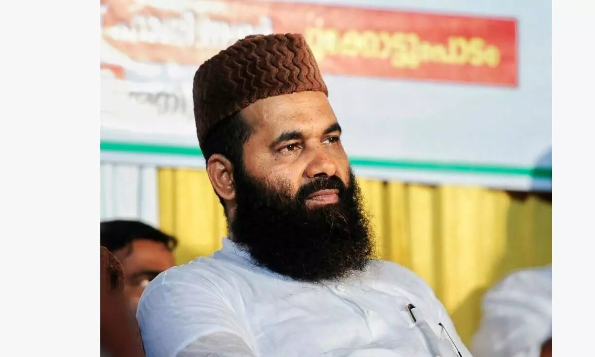 മൂവാറ്റുപുഴ അഷ്റഫ് മൗലവി എസ്.ഡി.പി.ഐ സംസ്ഥാന പ്രസിഡൻറ് മൂവാറ്റുപുഴ അഷ്റഫ് മൗലവി എസ്.ഡി.പി.ഐ സംസ്ഥാന പ്രസിഡൻറ്