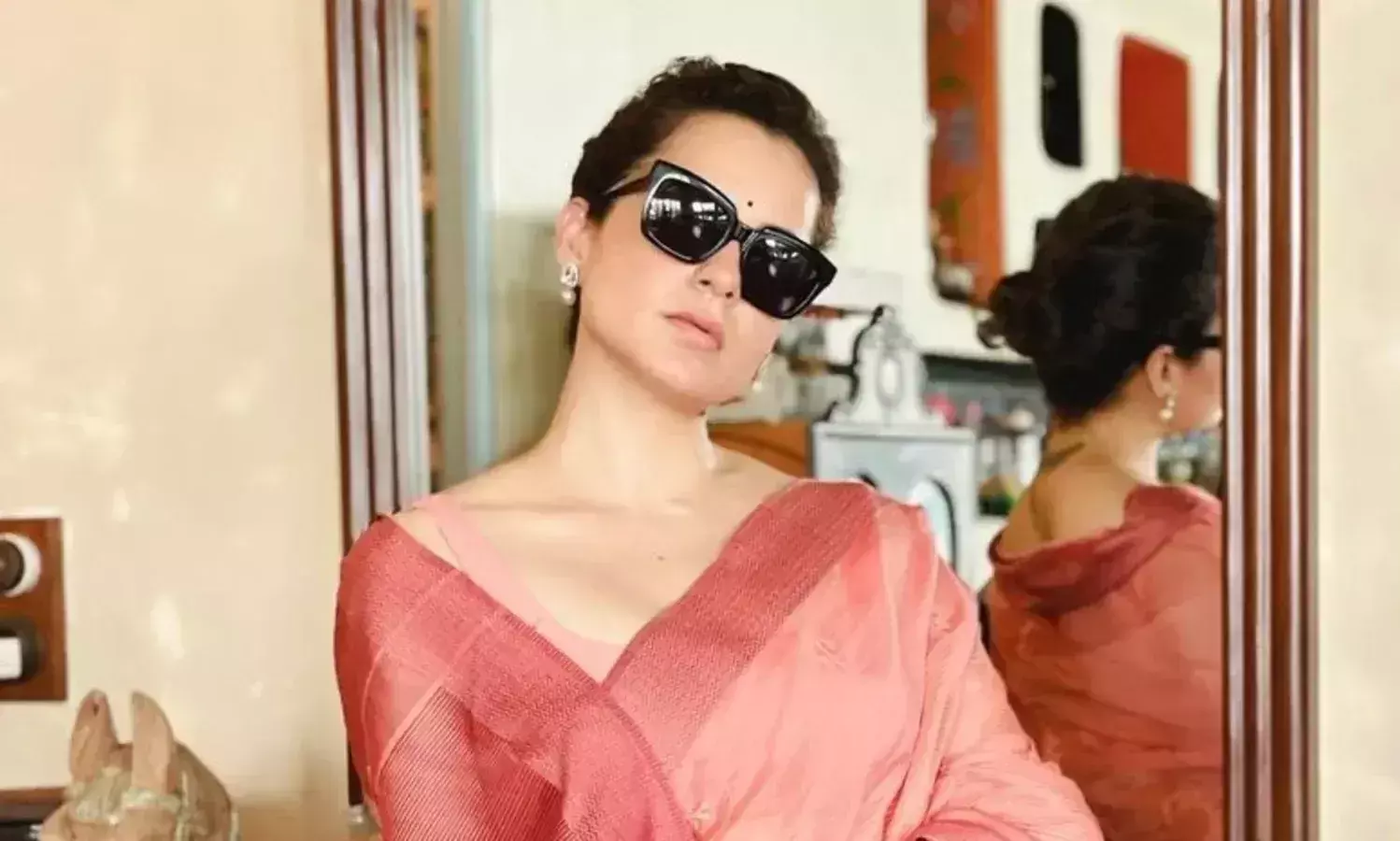 പ​ത്മശ്രീ ന​ൽ​കുന്നതിന് മുൻപ് മാനസികനില പ​രി​ശോ​ധി​ക്ക​ണ​മായിരുന്നു; കങ്കണയുടെ പത്മശ്രീ തിരിച്ചെടുക്കണമെന്ന് കോൺഗ്രസ്