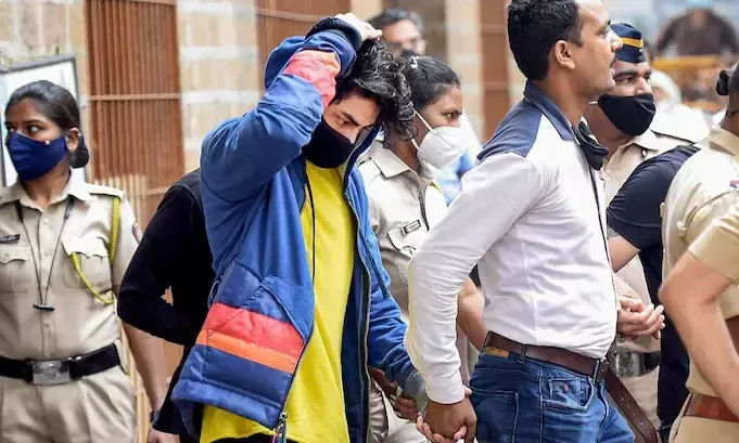 മുംബൈ ലഹരിമരുന്ന് കേസ്; ആര്യൻ ഖാനെ വ്യാഴാഴ്ച വരെ കസ്റ്റഡിയിൽ വിട്ടു