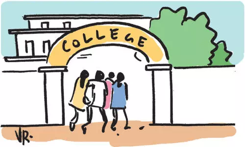 ബിരുദ^പി.ജി അവസാന വർഷ ക്ലാസുകൾ ഇന്നുമുതൽ; കോളജ്​ തുറക്കുന്നു, 18 മുതൽ എല്ലാ ക്ലാസുകളും ആരംഭിക്കും