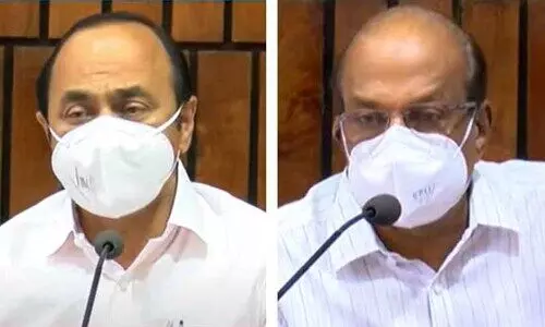 ഒാരോ താലൂക്കിനെയും ഒാരോ യുണിറ്റായി കണ്ട്​ പ്ലസ്​ വൺ സീറ്റ്​ ഉറപ്പാക്കുകയാണ്​ വേണ്ടത്​​; പൊതു വിദ്യാഭ്യാസത്തെ സർക്കാർ ദുർബലപ്പെടുത്തുകയാണെന്ന്​ പ്രതിപക്ഷം