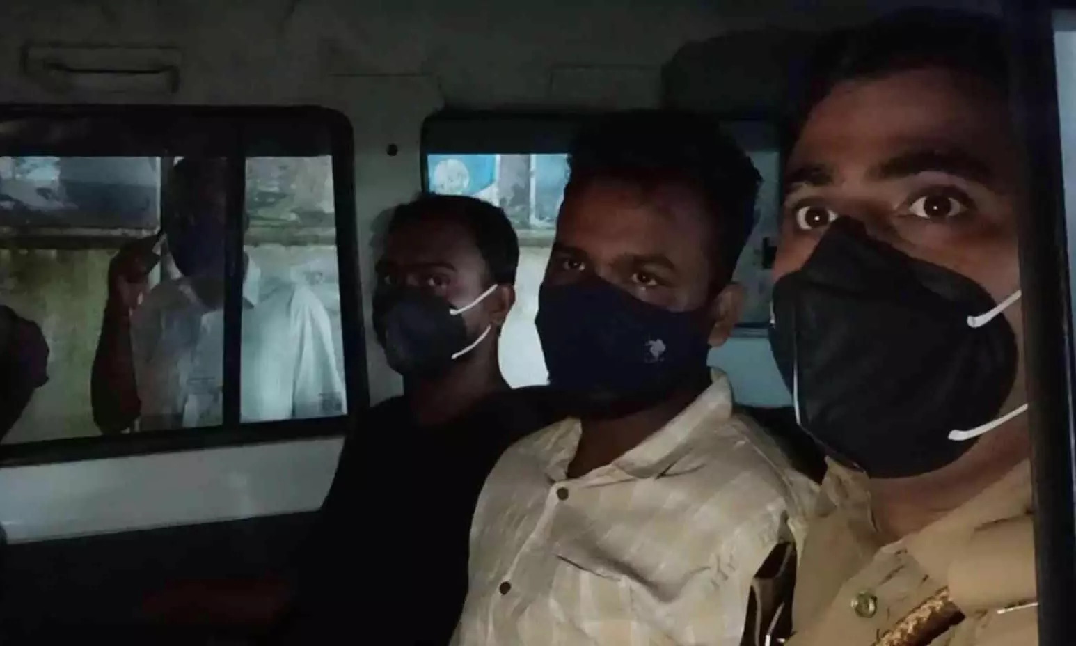 പ്രതികളെ തെളിവെടുപ്പിനെത്തിച്ചപ്പോൾ