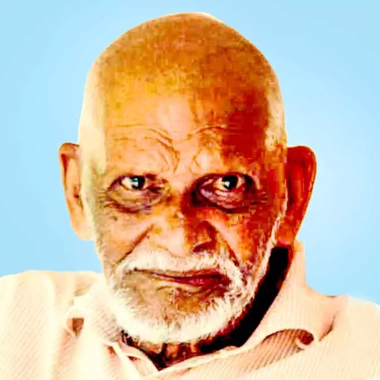 അ​ലി​യാ​ർ