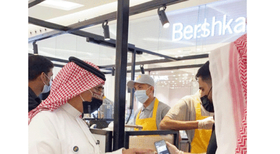 സ്വ​ദേ​ശി​വ​ത്​​ക​ര​ണം ന​ട​പ്പാ​യി: സൂ​പ്പ​ർ​മാ​ർ​ക്ക​റ്റു​ക​ളി​ലും ഭ​ക്ഷ്യ​മേ​ഖ​ല​യി​ലും   പ​രി​ശോ​ധ​ന തു​ട​ങ്ങി