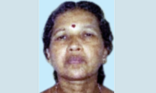 വീ​ടി​െൻറ മ​ച്ച് ത​ക​ർ​ന്ന്  വീ​ട്ട​മ്മ മ​രി​ച്ചു