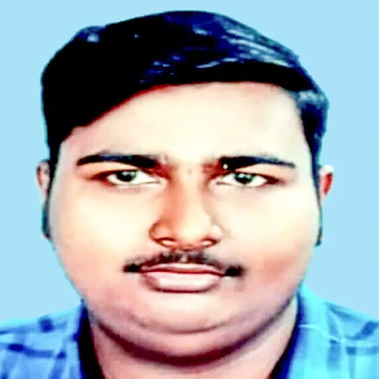 നാ​ട്ടി​ലേ​ക്ക്​ തി​രി​ച്ച യു​വാ​വ്​ ​റെ​യി​ൽ​വേ സ്​​റ്റേ​ഷ​നിൽ കു​ഴ​ഞ്ഞു​വീ​ണ്​ മ​രി​ച്ചു