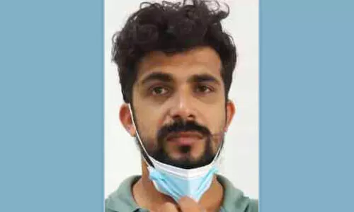 ഓ​ൺ​ലൈ​ൻ പ​ഠ​ന​ത്തി​ന് ഫോൺ നൽകി സ്കൂൾ വിദ്യാർഥിനിയെ വശീകരിക്കാൻ ശ്രമിച്ച യുവാവ് അറസ്​റ്റിൽ