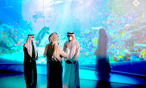 ശൈഖ്​ ഹംദാൻ യു.എ.ഇ പവലിയൻ സന്ദർശിച്ചു