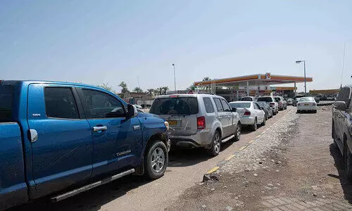 ന​ടു​ക്കം​വി​ട്ടു​മാ​റാ​തെ സു​വൈ​ഖ്, ഖാ​ബൂ​റ മേ​ഖ​ല​ക​ൾ