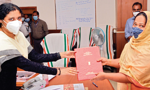 കാത്തിരിപ്പ് തീർന്നു; രവിയത്തുമ്മ ഇനി ഇന്ത്യക്കാരി