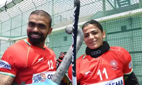 മികച്ച താരങ്ങൾ, ഗോൾ കീപ്പർമാർ, പരിശീലകർ; ലോക ഹോക്കി അവാർഡിൽ എല്ലാം പൊന്നാക്കി ഇന്ത്യ