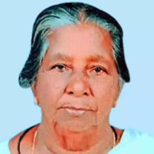 പൊ​ന്ന​മ്മ