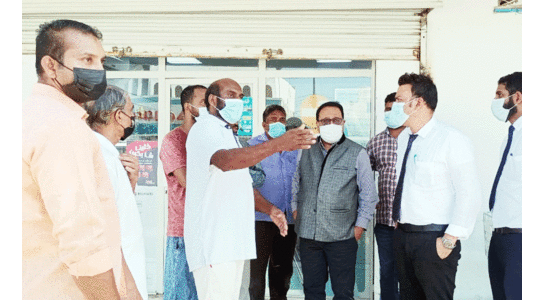 നാശം വിതച്ച മേഖലകൾ ഇന്ത്യൻ എംബസി പ്രതിനിധികൾ സന്ദർശിച്ചു നാശം വിതച്ച മേഖലകൾ ഇന്ത്യൻ എംബസി പ്രതിനിധികൾ സന്ദർശിച്ചു