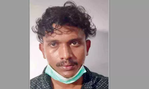 പു​ല​ർ​ച്ചെ ന​ട​ക്കാ​നി​റ​ങ്ങി​യ വീ​ട്ട​മ്മ​യെ പീ​ഡി​പ്പി​ക്കാ​ൻ ശ്ര​മം; യു​വാ​വ്​ അ​റ​സ്​​റ്റി​ൽ