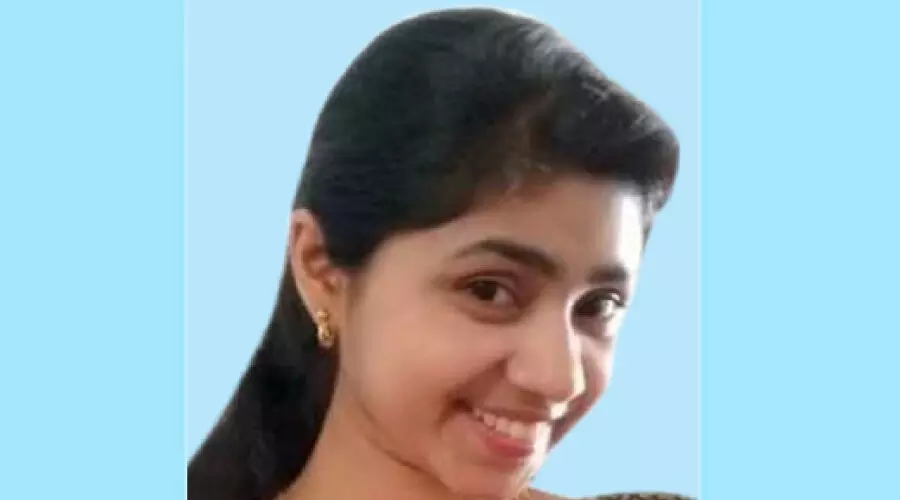 പ്രതിശ്രുത വരൻെറ മരണത്തിന് പിന്നാലെ യുവതി തൂങ്ങിമരിച്ച നിലയില് പ്രതിശ്രുത വരൻെറ മരണത്തിന് പിന്നാലെ യുവതി തൂങ്ങിമരിച്ച നിലയില്