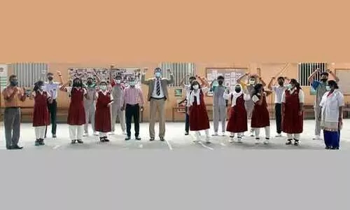 പ​ഠി​ക്കാം, സ​ര്‍ഗാ​ത്മ​ക രാ​ഷ്​​ട്രീ​യ പാ​ഠം