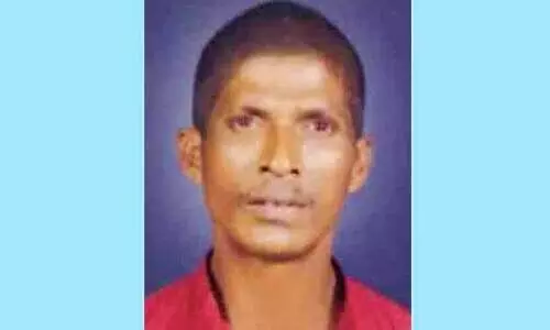 കോഴിക്കോട് സ്വദേശിയെ വെട്ടിപ്പരിക്കേല്പിച്ച കേസില് പ്രതി പിടിയിൽ കോഴിക്കോട് സ്വദേശിയെ വെട്ടിപ്പരിക്കേല്പിച്ച കേസില് പ്രതി പിടിയിൽ