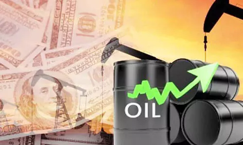 എണ്ണവില 80ന് മുകളിൽ; കുവൈത്തിന് ആശ്വാസം എണ്ണവില 80ന് മുകളിൽ; കുവൈത്തിന് ആശ്വാസം