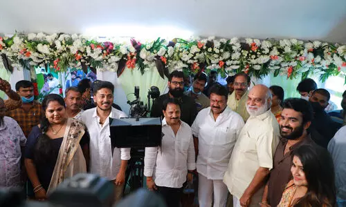 ഇനി സോഷ്യൽ മീഡിയയിലല്ല വെള്ളിത്തിരയിൽ; തെലുങ്കിൽ ആദ്യ ചിത്രമൊരുക്കി കാർത്തിക് ശങ്കർ