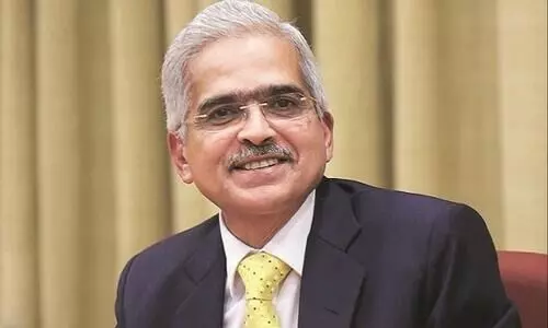 ഇന്ധന വിലവർധന; കേന്ദ്രത്തെ കുറ്റപ്പെടുത്തി റിസർവ്​ ബാങ്ക്​ ഗവർണർ