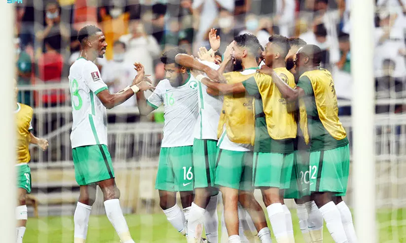 ലോകകപ്പ് യോഗ്യത: നിറഞ്ഞ ഗാലറി സാക്ഷി, മിന്നും ജയവുമായി സൗദി ലോകകപ്പ് യോഗ്യത: നിറഞ്ഞ ഗാലറി സാക്ഷി, മിന്നും ജയവുമായി സൗദി