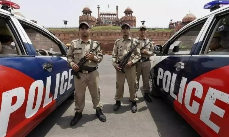 Dlhi police