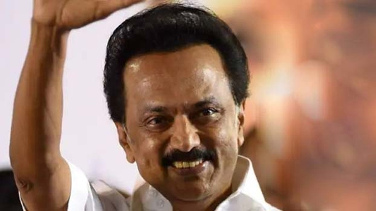 സുരക്ഷാ അകമ്പടി വാഹനങ്ങളുടെ എണ്ണംകുറച്ച് സ്റ്റാലിൻ സുരക്ഷാ അകമ്പടി വാഹനങ്ങളുടെ എണ്ണംകുറച്ച് സ്റ്റാലിൻ