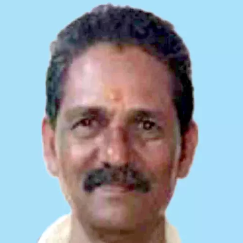 കാ​റി​ടി​ച്ച് പ​രി​ക്കേ​റ്റ പ​ത്രം ഏ​ജ​ൻ​റ്​ മ​രി​ച്ചു