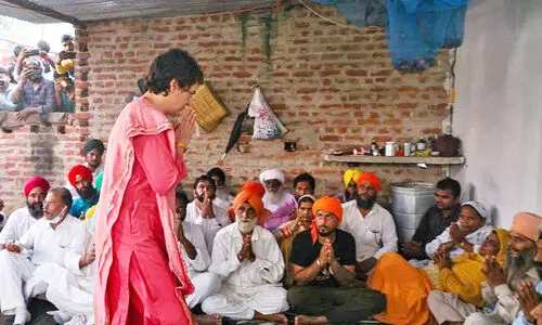 ക​​ർ​​ഷ​​ക​​രു​​ടെ ചോ​​ര​​യും രാ​​ഷ്​​​ട്രീ​യ​​ക്കാ​​രു​​ടെ ക​​ണ്ണീ​​രും