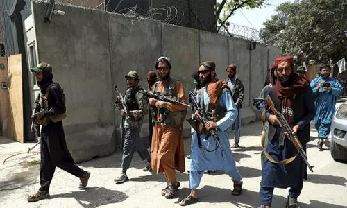 ചാവേറുകളുടെ കുടുംബത്തിനു​ പണവും വസ്​ത്രങ്ങളും ഭൂമിയും നൽകി താലിബാൻ