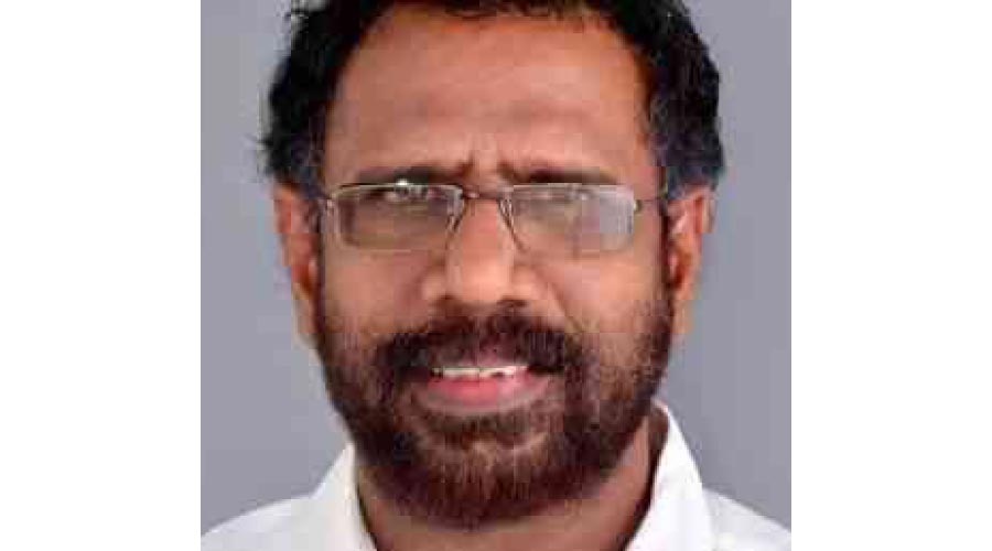 പാർട്ടി അറിയാതെ ബാങ്കിൽ നിയമനം ; കോൺഗ്രസിൽ നടപടി പാർട്ടി അറിയാതെ ബാങ്കിൽ നിയമനം ; കോൺഗ്രസിൽ നടപടി