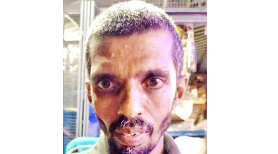 കൈയിലുള്ള 5000 കൊടുത്ത് റസാഖ് പറഞ്ഞു; ഉടൻ ആശുപത്രിയിലേക്ക് പോകൂ... കൈയിലുള്ള 5000 കൊടുത്ത് റസാഖ് പറഞ്ഞു; ഉടൻ ആശുപത്രിയിലേക്ക് പോകൂ...